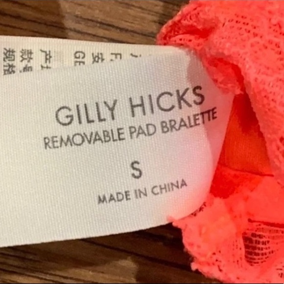 NWOT Gilly Hicks Lacy Bralette Size Small - Picture 4 of 6
